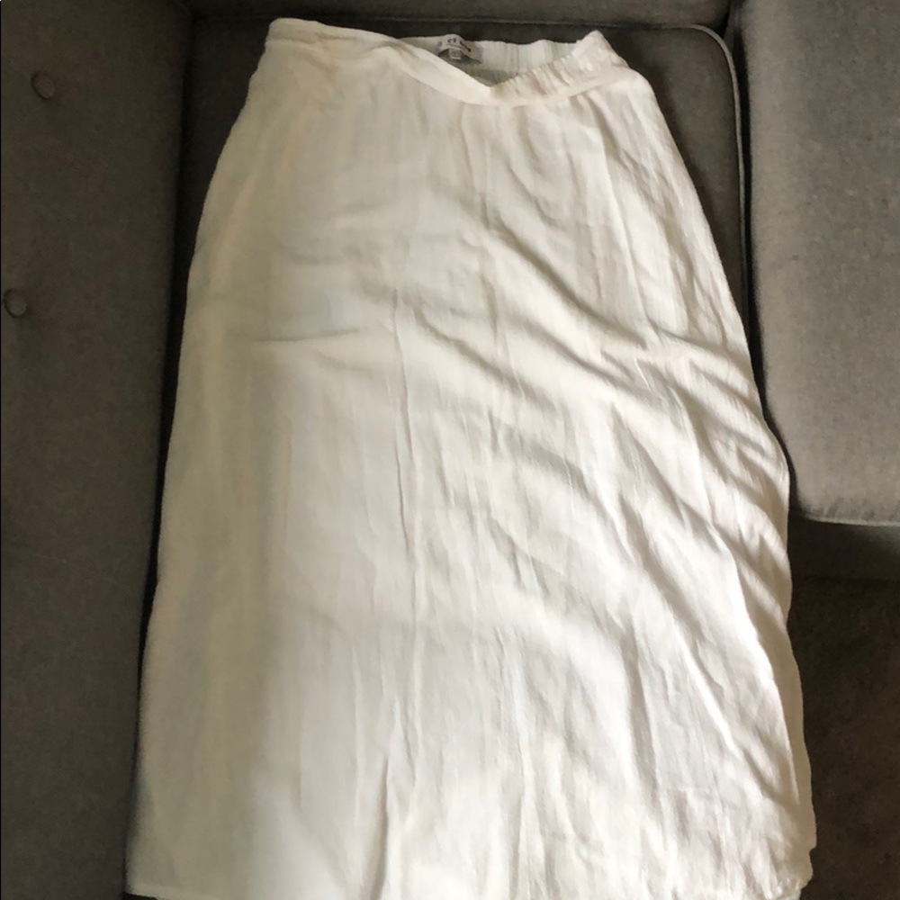 !!50% OFF!!  Peace works Large white skirt